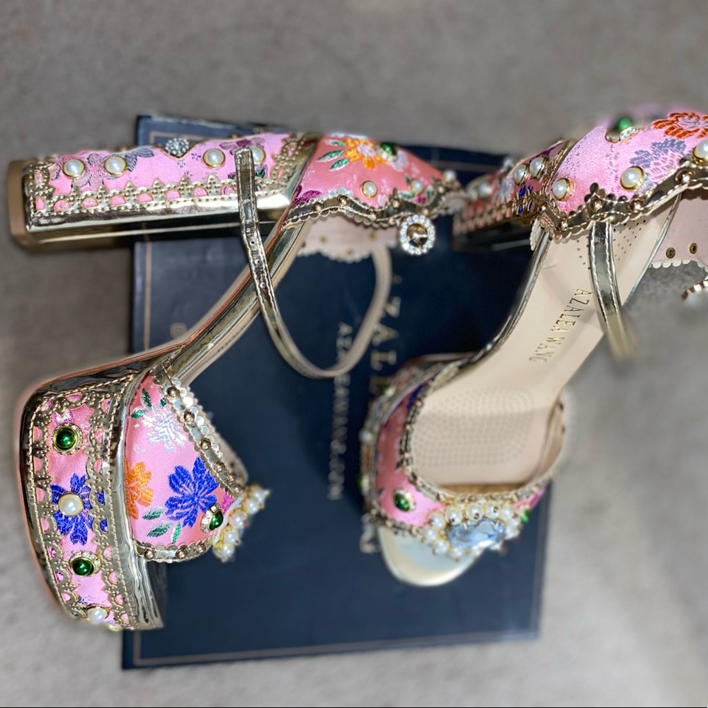 Akira Platform Heel